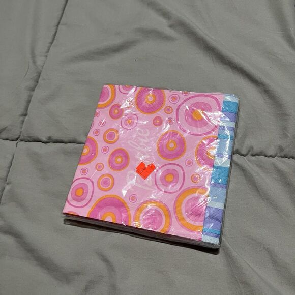 Barbie Mattel 2002 Vintage Pink Polka Dot Circles Party Napkins 16 Count NEW - Picture 3 of 6